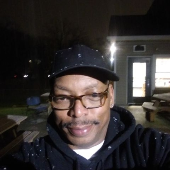 Meet your Posher, James - Picture 1 of 1